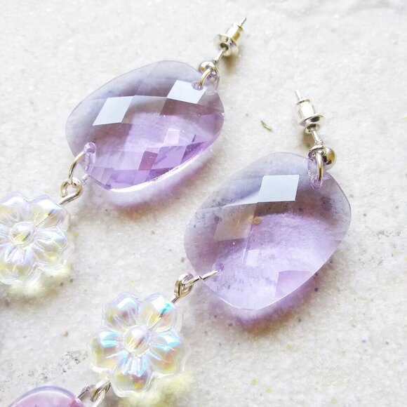 Instagram Ready! Breathtakingly Beautiful! Romantic XLong Flower Dangle Earrings - Picture 8 of 13